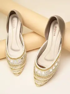 Rocia Women Round Toe Mojaris Flats