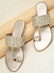 Rocia Women Embellished Ethnic One Toe Flats