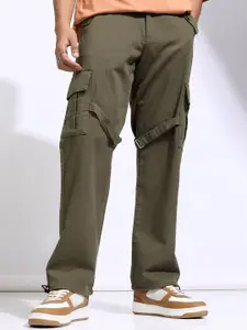 HIGHLANDER Men Soild Elasticated Straight Fit Cargo Pant
