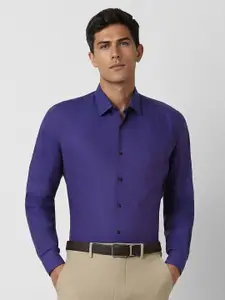 Van Heusen Men Spread Collar Solid Cotton Slim Fit Formal Shirt
