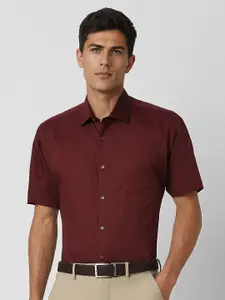 Van Heusen Men Spread Collar Solid Cotton Slim Fit Formal Shirt