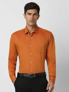 Van Heusen Men Spread Collar Solid Cotton Slim Fit Formal Shirt