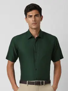 Van Heusen Men Spread Collar Textured Cotton Slim Fit Formal Shirt