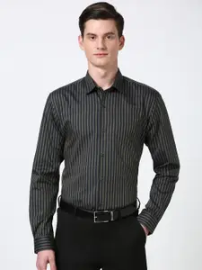 Peter England Men Spread Collar Vertical Striped Cotton Casual Shirt