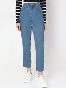 Vero Moda Women Straight Fit High-Rise Light Fade Stretchable Jeans