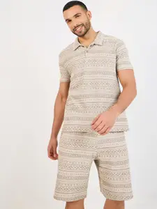 Styli Printed Polo Collar T-Shirt With Shorts