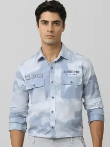 Mufti Men Spread Collar Abstract Printed Cotton Slim Fit Casual Shirt