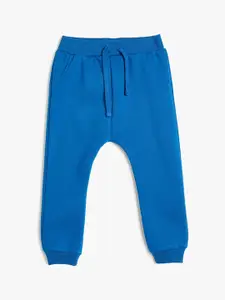 Koton Boys Graphic Regular Fit Mid Rise Joggers