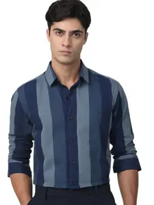 Mufti Men Spread Collar Vertical Striped Cotton Slim Fit Casual Shirt