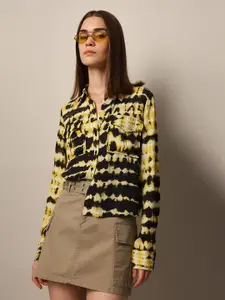 ONLY Women Spread Collar Abstract Printed Casual Shirt