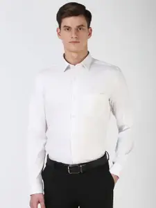 Peter England Elite Men Spread Collar Checked Cotton Formal Shirt