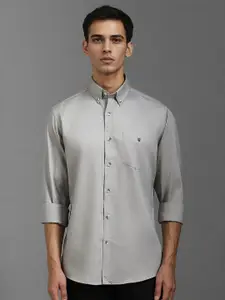 Louis Philippe Sport Men Slim Fit Opaque Casual Shirt