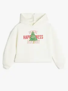 Koton Girls Cotton Alphanumeric Printed Sweatshirt