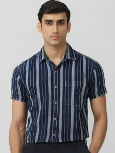 Mufti Men Spread Collar Vertical Striped Cotton Slim Fit Casual Shirt