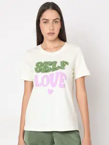 Vero Moda Women Typography Printed Monochrome T-shirt