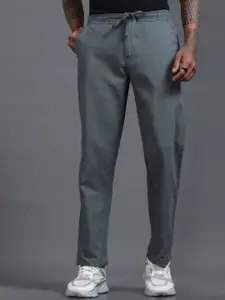 The Roadster Lifestyle Co Men Relaxed Fit Trousers
