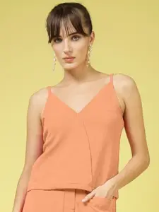 Oomph! Women Regular Crop Top