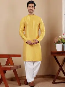 Rawayi Geometric Woven Design Mandarin Collar Chikankari Straight Kurta