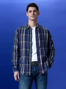 Pepe Jeans Men Opaque Checked Casual Shirt