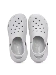 The Roadster Lifestyle Co Women Casual Clog Flip Flops