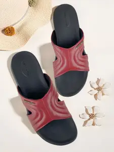 Red Tape Women Sliders