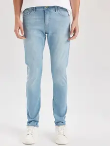 DeFacto Men Mid-Rise Light Fade Jeans