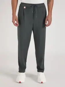 Banana Club Men Mid-Rise Relaxed Korean Trousers