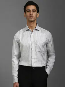 Louis Philippe Men Classic Spread Collar Micro Checked Cotton Formal Shirt