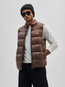 Snitch Men Sleeveless Puffer Jacket
