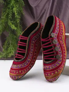 Apratim Women Embellished Ballerinas Flats