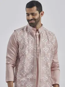 VASTRAMAY Embroidered Woven Nehru Jacket