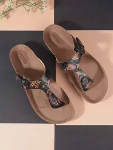 Metro Women Square Toe T-Strap Flats