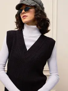 SASSAFRAS Women Crop Sweater Vest