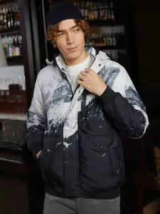 Campus Sutra Men Lightweight Puffer Jacket with Patchwork