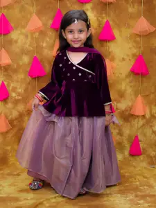 KID1 Girls Embroidered V-Neck Sequinned Net Ready to Wear Lehenga & Blouse With Dupatta
