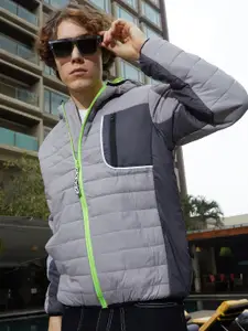 Campus Sutra Men Colourblocked Lightweight Puffer Jacket