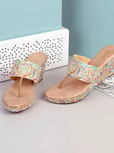 Metro Women Woven Design Wedge Sandals