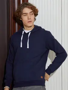 Campus Sutra Men Cotton Hooded Casual Sweatshirt