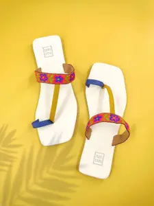 POSTCARD Women Embroidered One Toe Flats