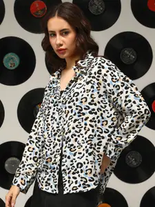 Campus Sutra Women Comfort Opaque Printed Casual Shirt