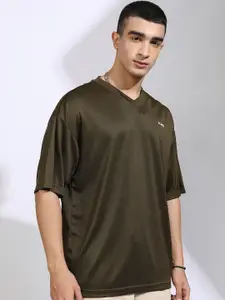 HIGHLANDER V-Neck Drop-Shoulder Sleeves Oversized T-shirt