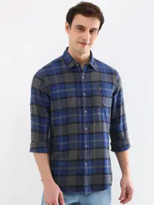 Allen Solly Men Custom Opaque Checked Casual Shirt