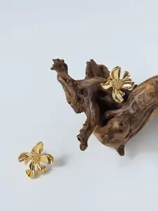 DIVASTRI Gold-Plated Stainless Steel Anti Tarnish Floral Shaped Studs