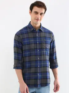 Allen Solly Men Custom Opaque Checked Casual Shirt