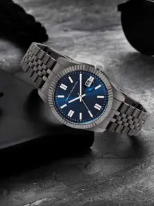 French Connection Men Embellished Dial & Stainless Steel Bracelet Style Straps Analogue Watch FCP41GNM