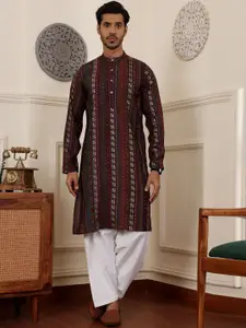 Rawayi Men Printed Thread Work Kurta