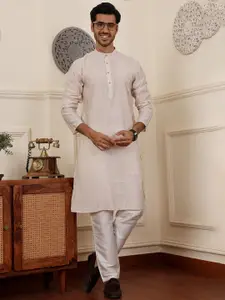 Rawayi Men Geometric Printed Thread Work Kurta