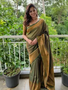 Areca Designer Woven Design Zari Pure Silk Banarasi Saree