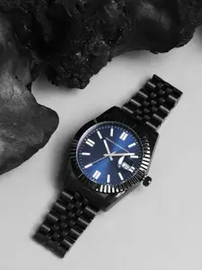 French Connection Men Dial & Stainless Steel Bracelet Style Straps Analogue Watch FCP41BM