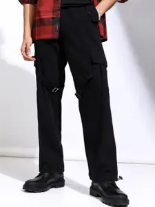 HIGHLANDER Men Soild Elasticated Straight Fit Cargo Pant